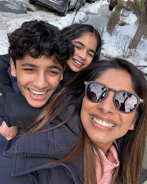 Sheena Melwani (@sheenamelwani) • Instagram photos and videos.